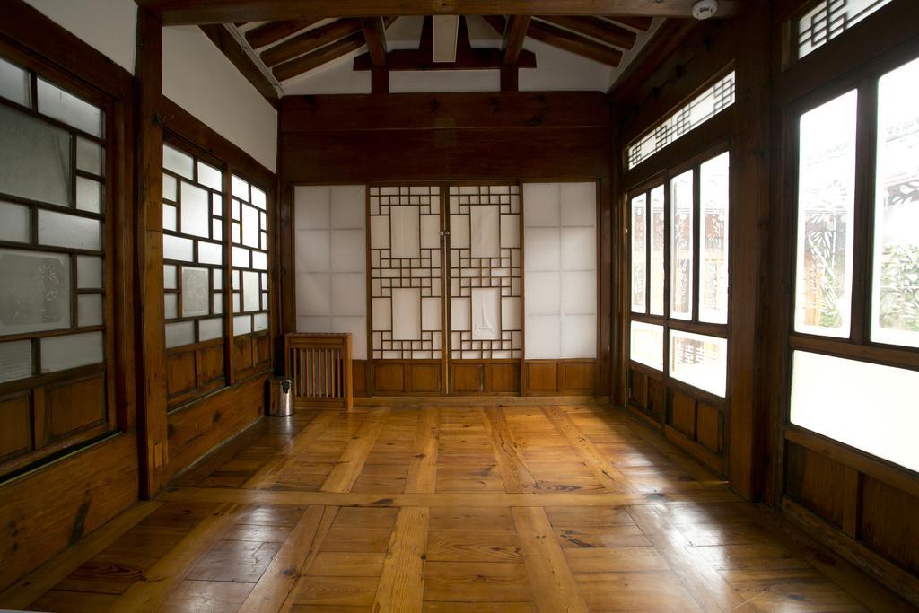 Nuri Hanok Guesthouse Seoul Exterior photo