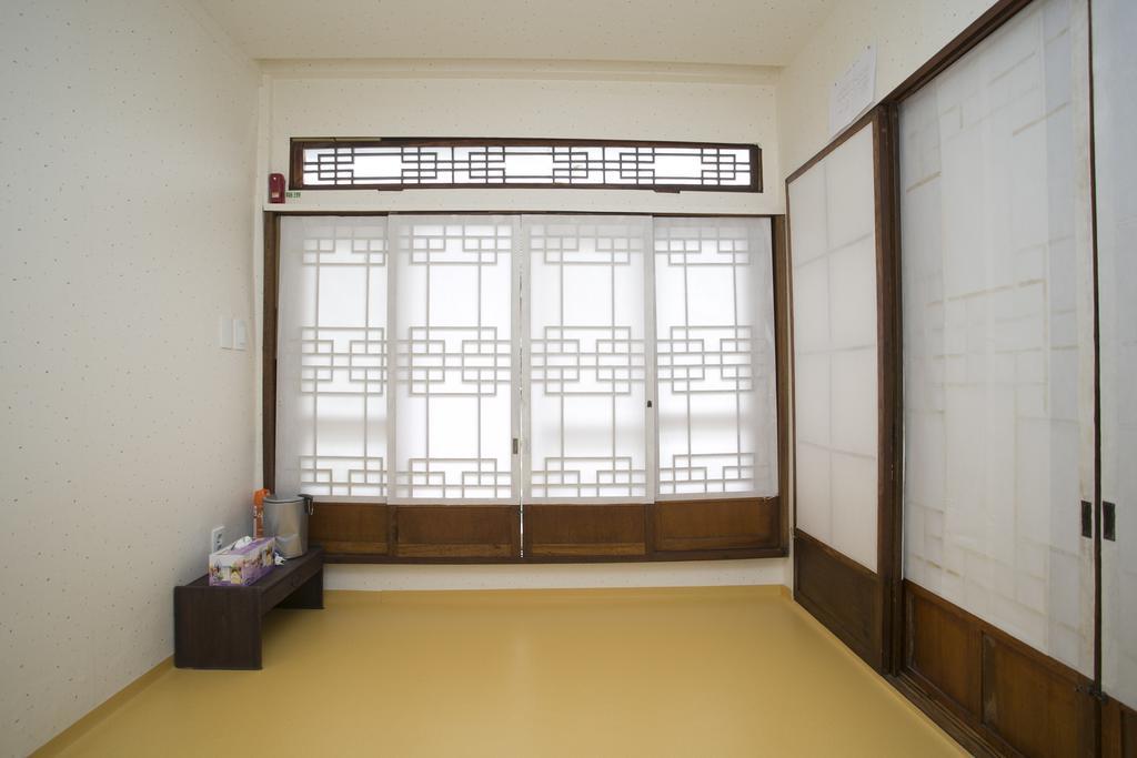 Nuri Hanok Guesthouse Seoul Exterior photo
