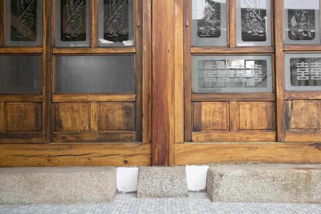 Nuri Hanok Guesthouse Seoul Exterior photo