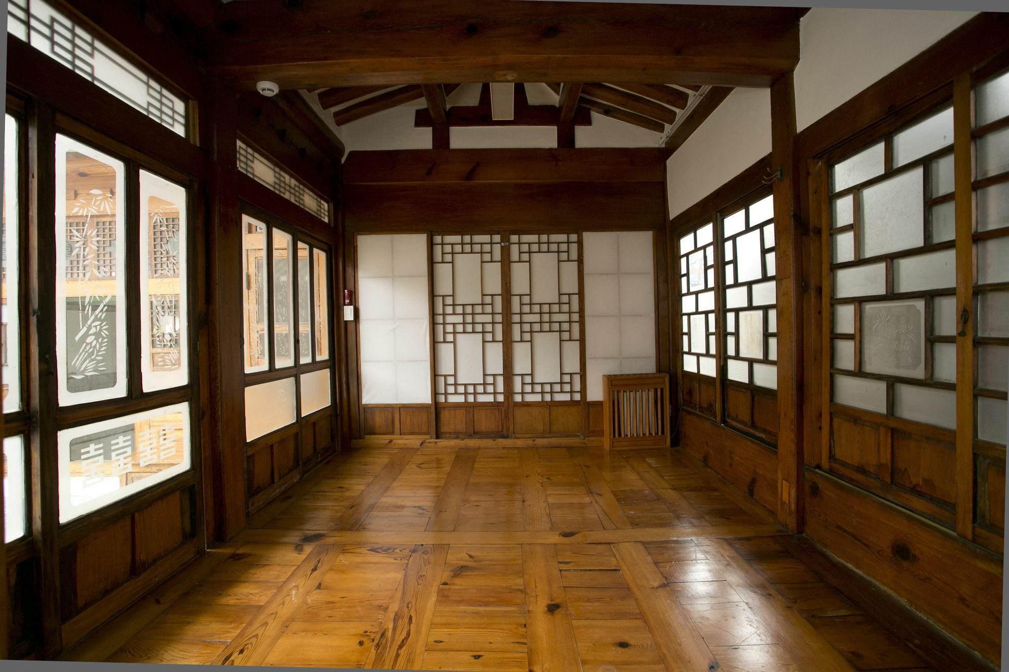 Nuri Hanok Guesthouse Seoul Exterior photo